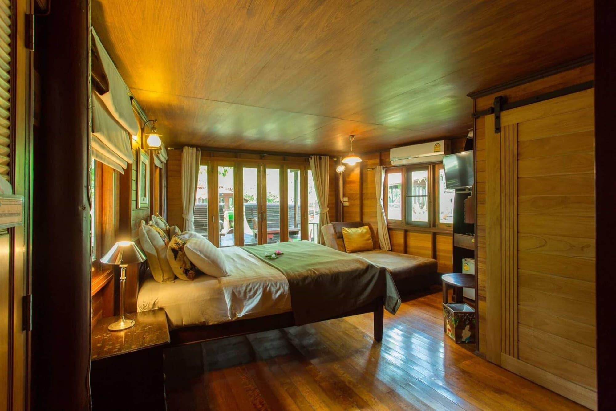 Kaengkrachan Boathouse Paradise Resort Kaeng Kachan Ngoại thất bức ảnh