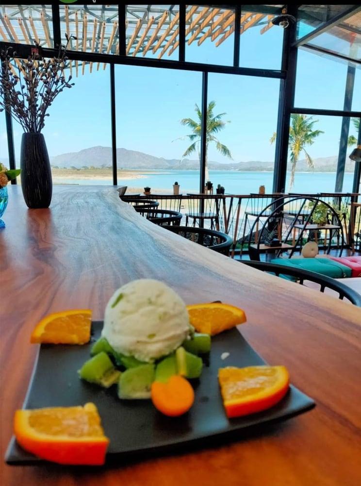Kaengkrachan Boathouse Paradise Resort Kaeng Kachan Ngoại thất bức ảnh